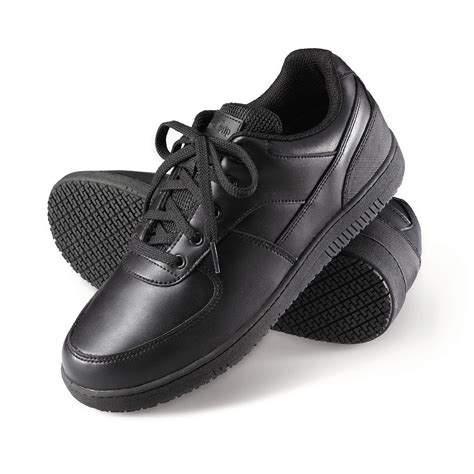 5 Ways Black Shoes Work