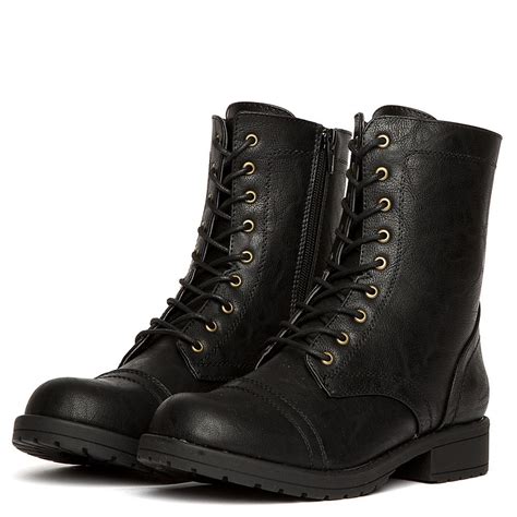 Black Boots for Women