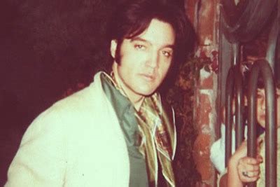 Elvis Presley X Reader