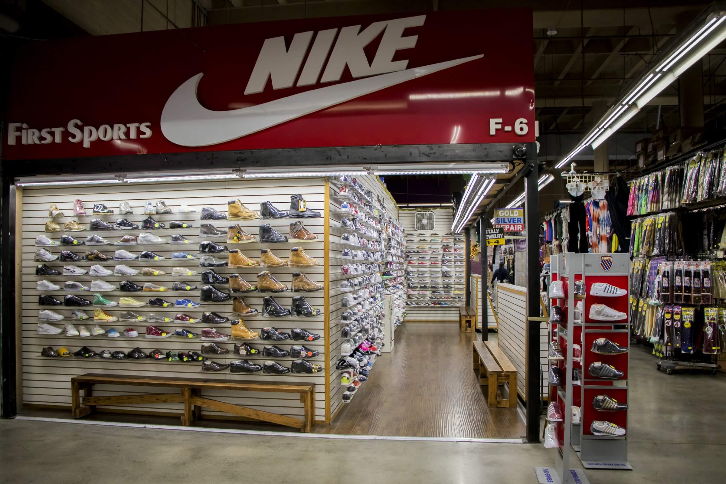 5 Best Footwear Shops 5 Best Footwear Shops