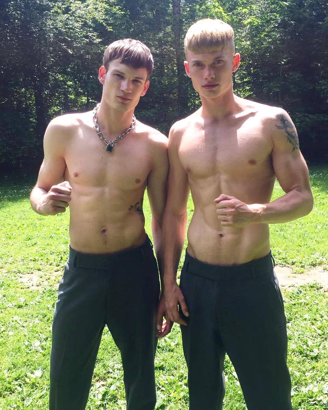 Gay Young Twinks