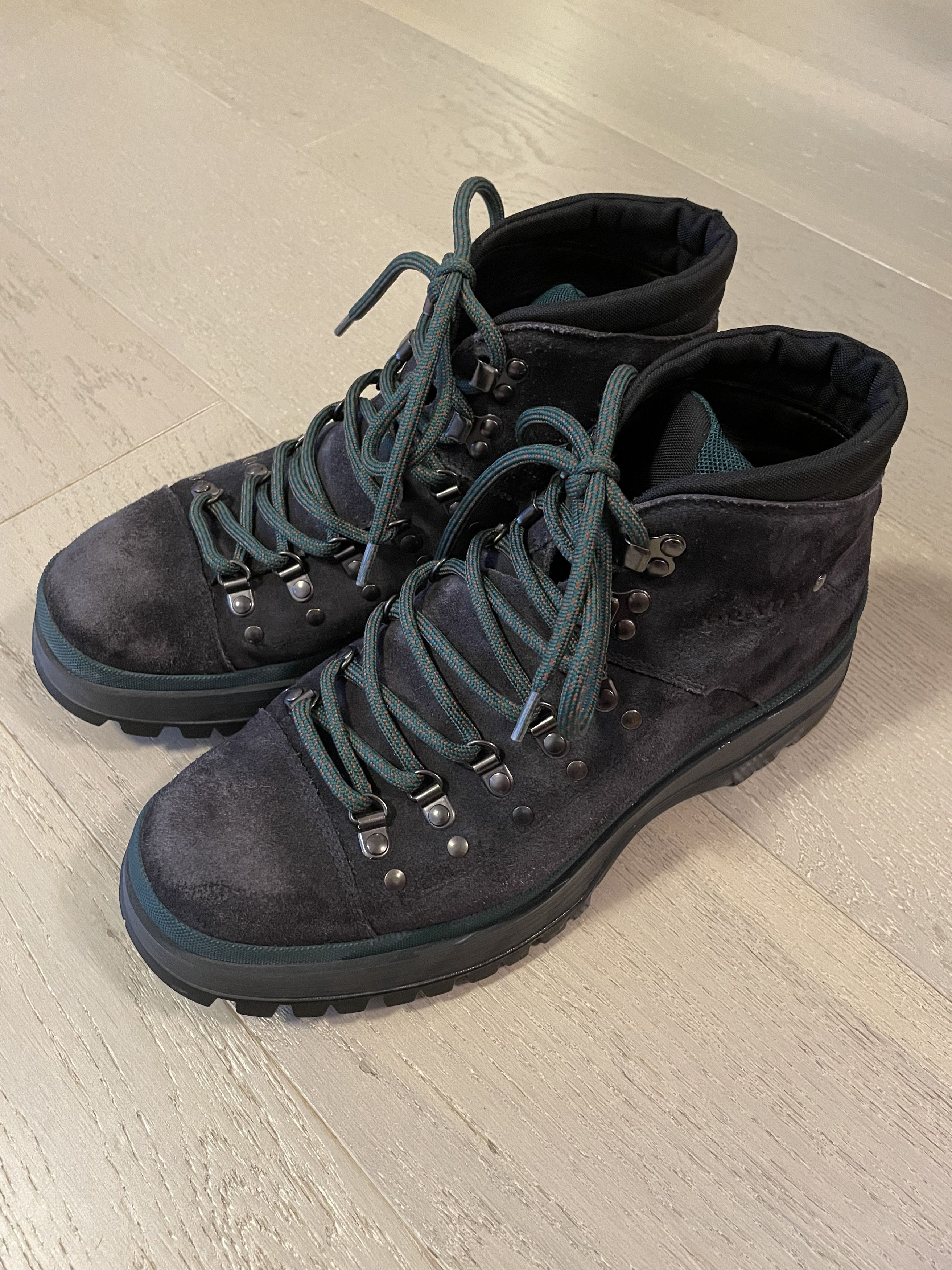 5 Tips Suede Hiking Boots