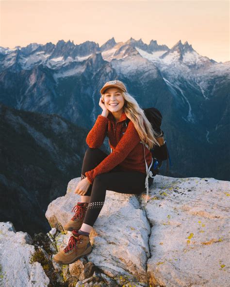 Empowering Hiking Women