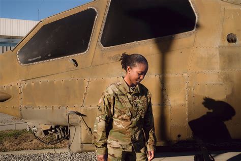 In A Changing Military The Army Eases Its Rules For Women S Hair The In A Changing Military The Army Eases Its Rules For Women S Hair The