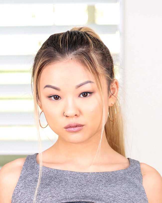 Lulu Chu Public