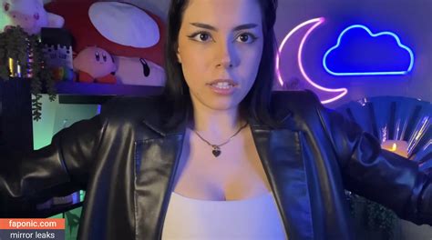 Luna Bloom ASMR Nude: Sensual Whispers & Visual Bliss