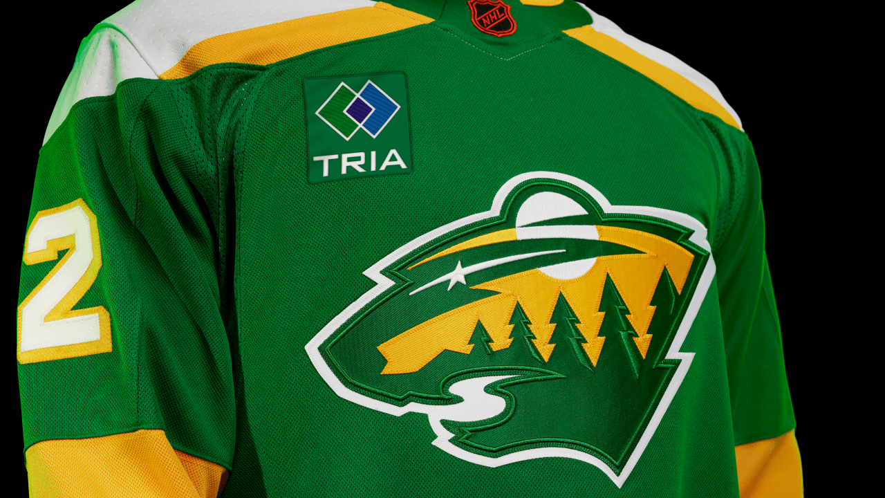 Mn Wild Reverse Retro