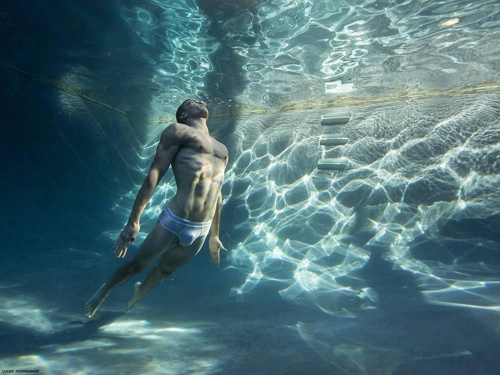 7 Tips for Naked Nude Swimming Adventures