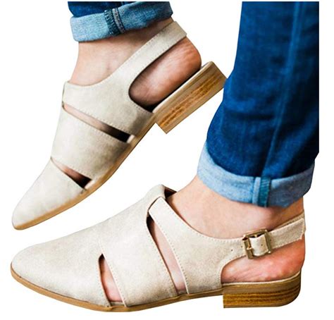 Pretty Closed Toe Sandals for Women