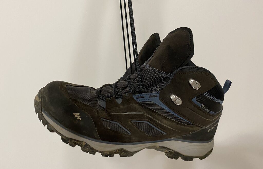 Quick Dry Hiking Boots For Wet Trails