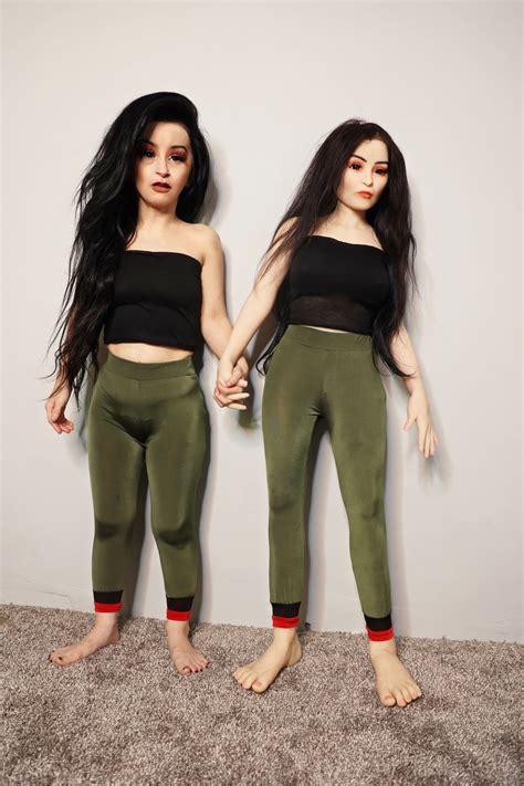 5 Ways Tiny Texie Dominates OnlyFans Content
