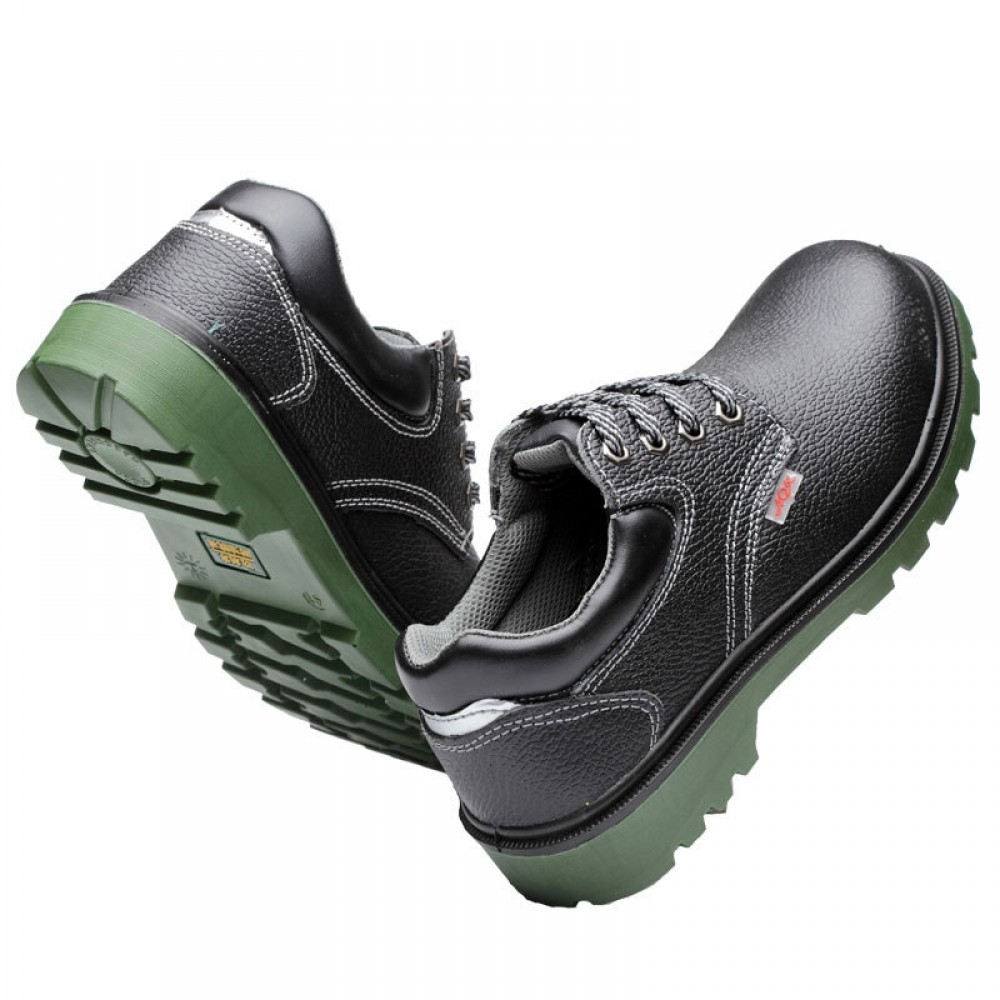 5 Best Waterproof Shoes