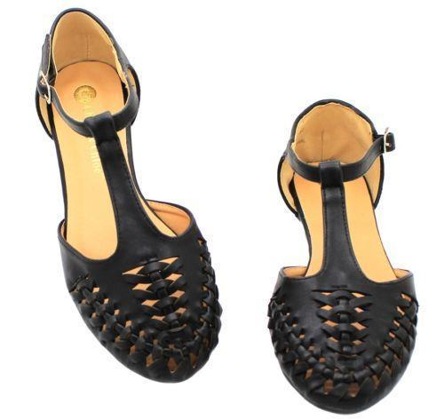 Women's Closed Toe Slide Sandals Women's Closed Toe Slide Sandals